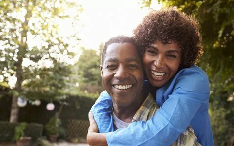 Fix missing teeth or a cracked tooth in Roy and West Haven UT